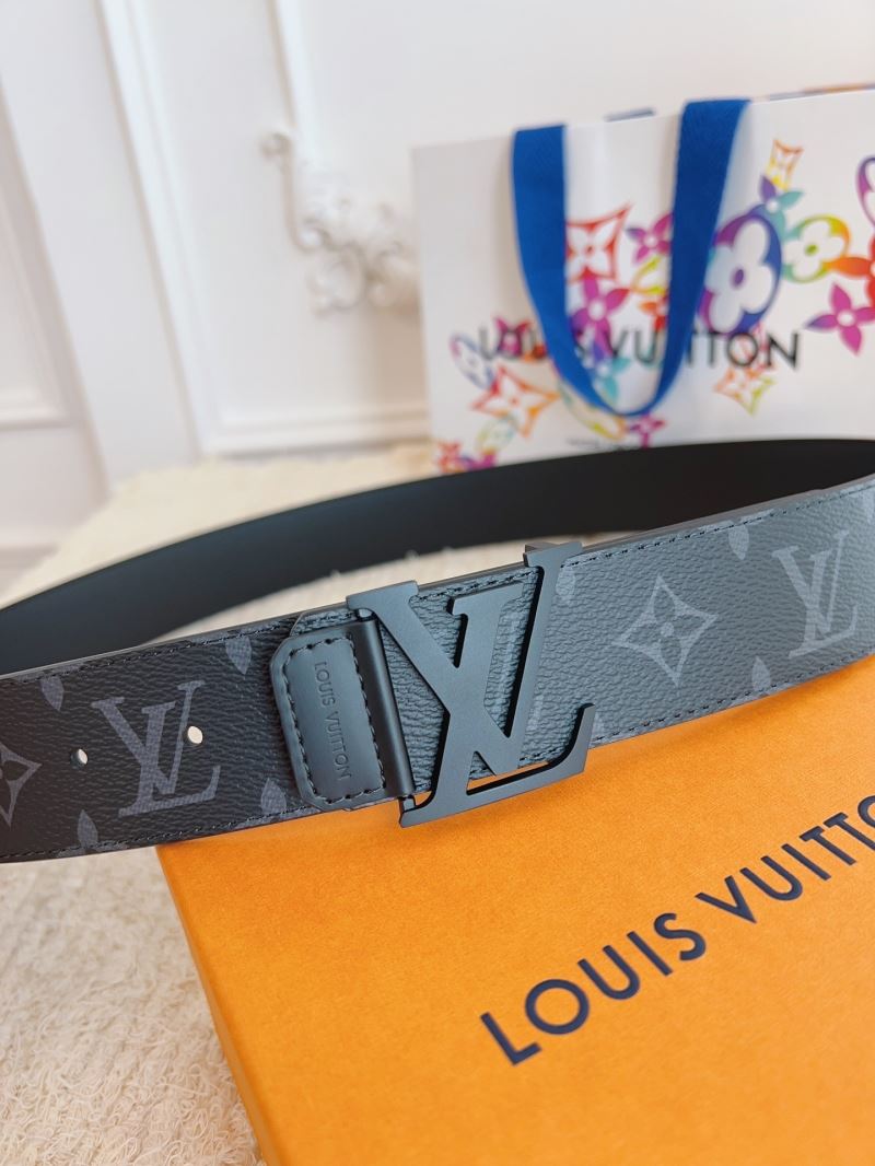 l0vis Vvtt0n belts